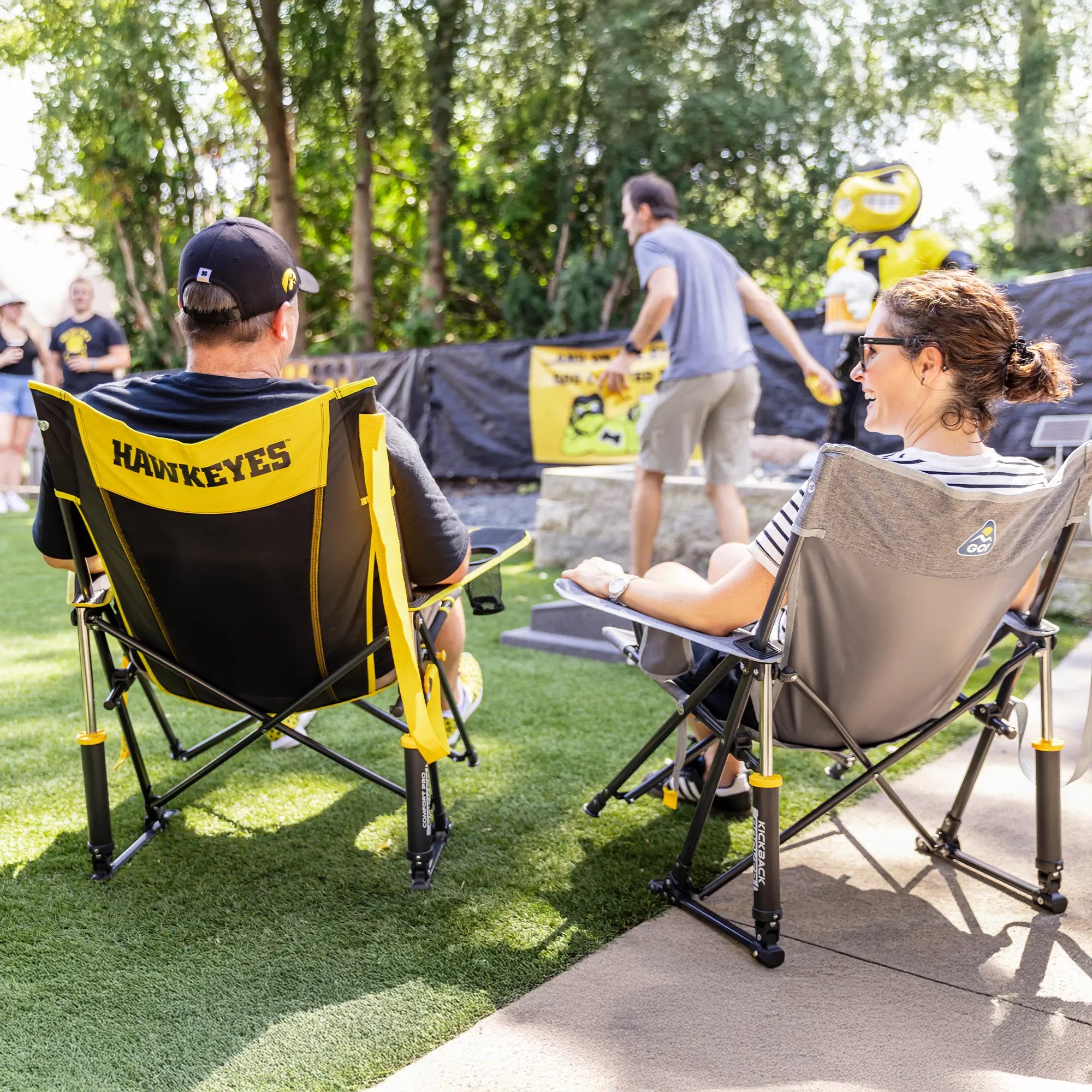 College Comfort Pro Rocker™ - Iowa Hawkeyes